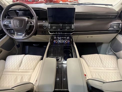 Used 2022 Lincoln Navigator Black Label AWD/4WD image 15
