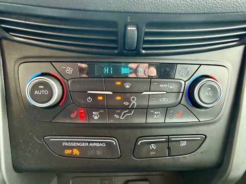 Used 2018 Ford Escape SE AWD/4WD image 35