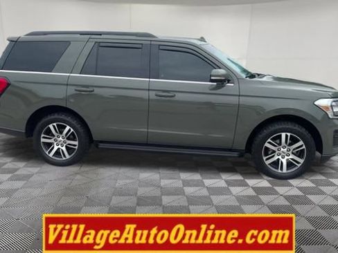 Used 2024 Ford Expedition XLT AWD/4WD image 52