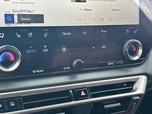 Certified 2023 Lexus RX 500h F Sport w/ Accessory Package (Z1) AWD/4WD image 17