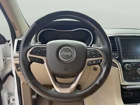 Used 2014 Jeep Grand Cherokee Overland w/ Advanced Technology Group AWD/4WD image 16