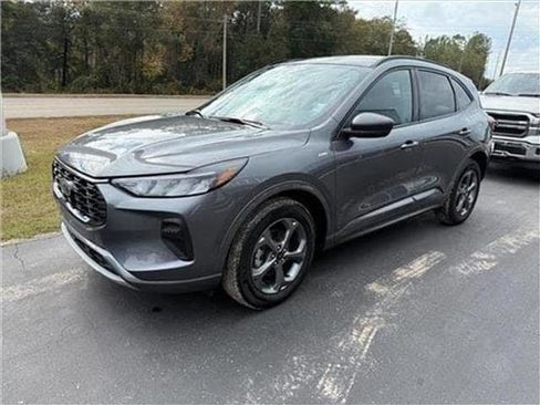 Used 2023 Ford Escape ST-Line w/ Tech Pack #1 AWD/4WD image 39