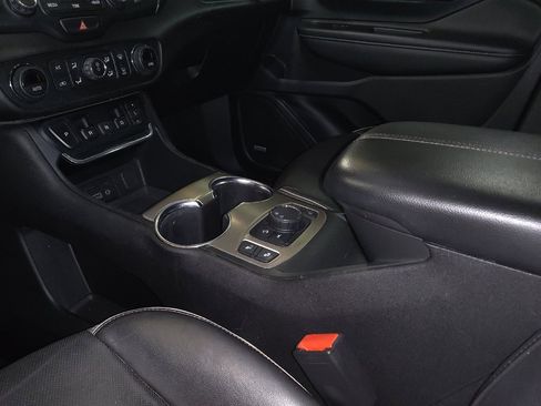 Used 2018 GMC Terrain Denali w/ Driver Alert Package II FWD image 26