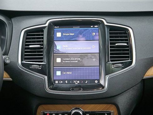 Certified 2024 Volvo XC90 T8 Plus w/ Protection Package Premier image 29