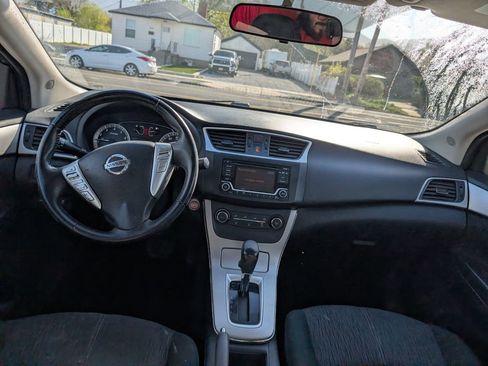 Used 2015 Nissan Sentra SV image 7