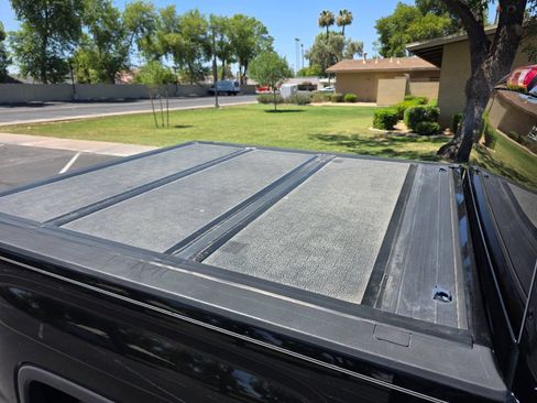 Used 2018 GMC Sierra 1500 SLT w/ SLT Premium Package RWD image 12
