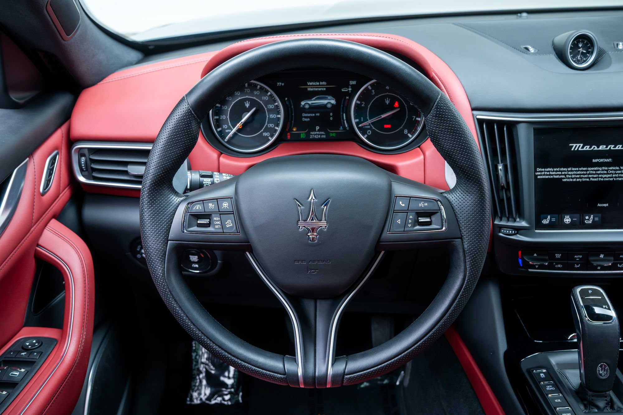 Used 2023 Maserati Levante GT AWD/4WD image 12