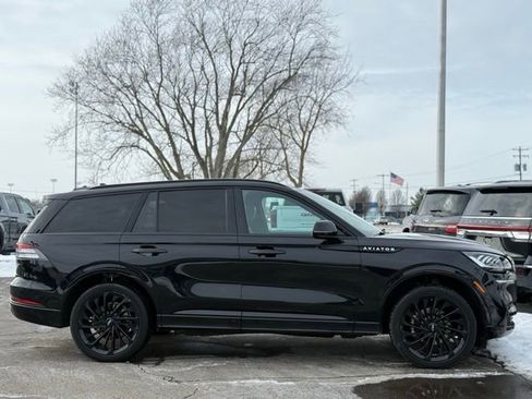 Used 2023 Lincoln Aviator Reserve w/ Jet Package image 40
