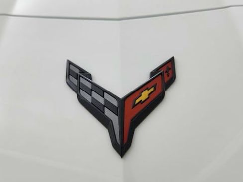 Used 2024 Chevrolet Corvette Stingray Preferred Conv w/ Z51 Performance Package RWD image 22