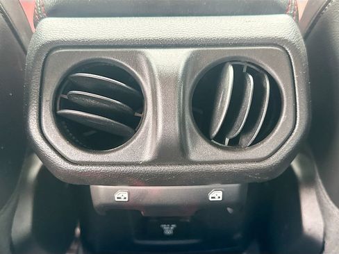 Used 2023 Jeep Wrangler Unlimited Rubicon 4xe AWD/4WD image 29