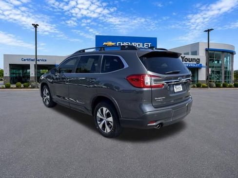 Used 2024 Subaru Ascent Premium w/ Convenience Package AWD/4WD image 6