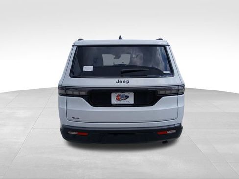 New 2026 Jeep Grand Wagoneer Limited AWD/4WD image 4