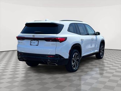 Used 2026 Buick Enclave Sport Touring w/ Power Package AWD/4WD image 7