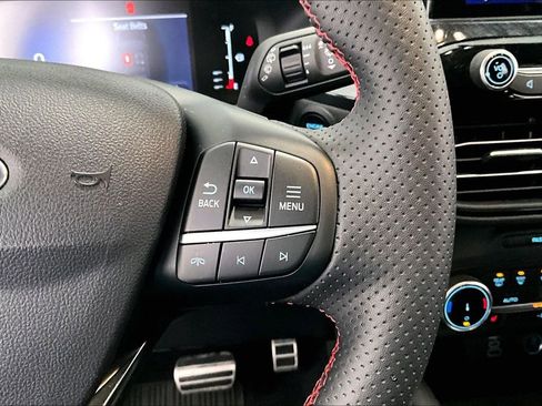 Used 2024 Ford Escape ST-Line Select image 12