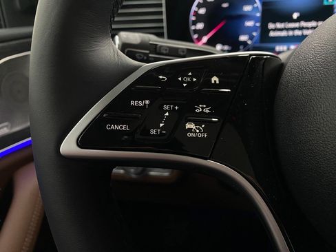 New 2026 Mercedes-Benz GLE 450 4MATIC image 17