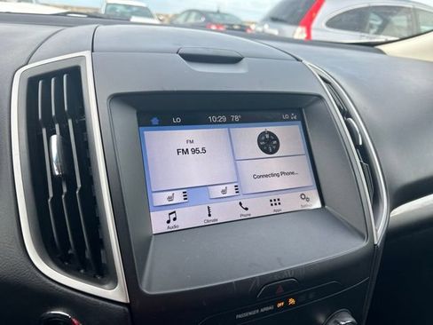 Used 2019 Ford Edge SEL w/ Equipment Group 201A FWD image 13