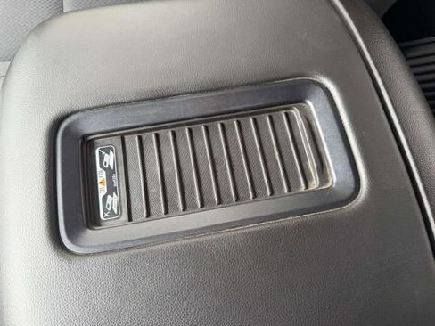 Used 2018 GMC Sierra 1500 SLE image 24