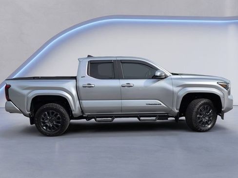Used 2025 Toyota Tacoma SR5 RWD image 3