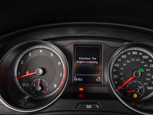 Used 2021 Volkswagen Atlas Cross Sport SE image 15