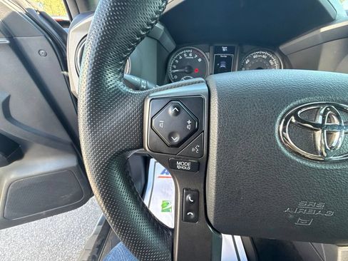 Used 2023 Toyota Tacoma TRD Off-Road w/ Black Out Package (TMS) AWD/4WD image 18