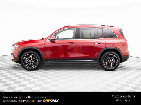 New 2026 Mercedes-Benz GLB 250 4MATIC image 2