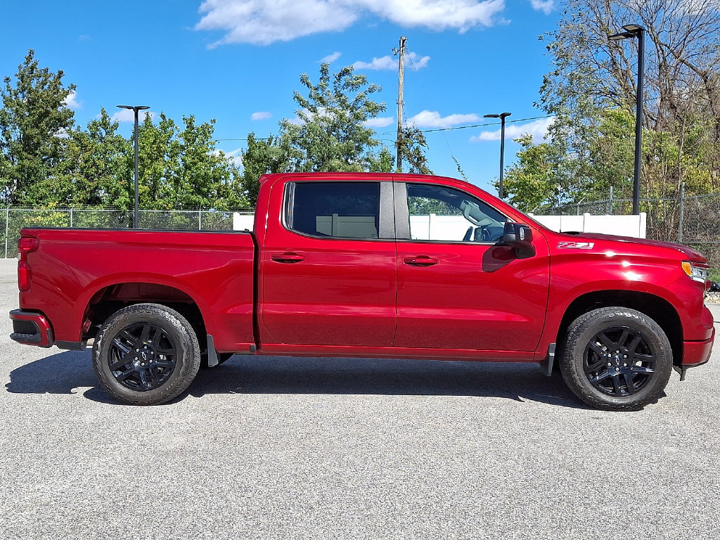 Used 2023 Chevrolet Silverado 1500 RST w/ Convenience Package II AWD/4WD image 9