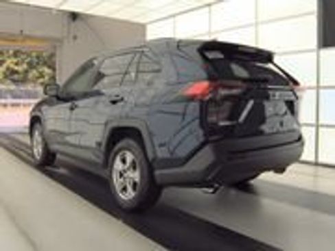 Used 2023 Toyota RAV4 XLE w/ Convenience Package FWD image 6