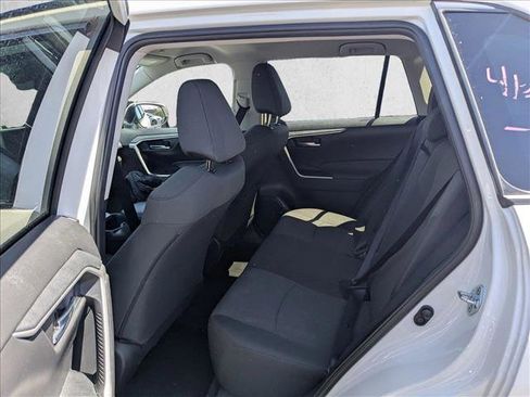 Used 2024 Toyota RAV4 XLE FWD image 25