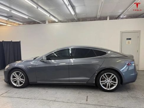 Used 2014 Tesla Model S P85 RWD image 5