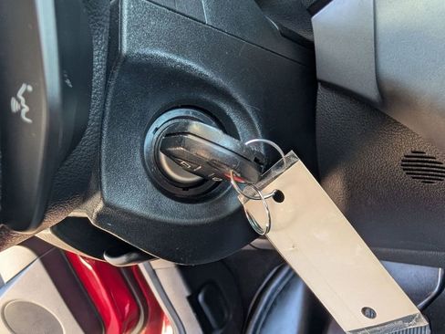 Used 2014 Ford Escape SE image 30