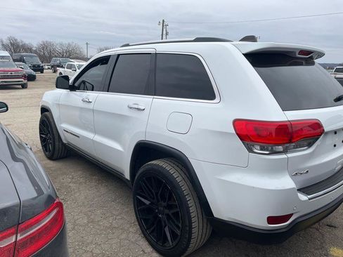 Used 2017 Jeep Grand Cherokee Limited w/ Luxury Group II image 4