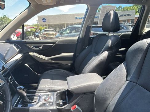 Used 2023 Subaru Forester Limited AWD/4WD image 29