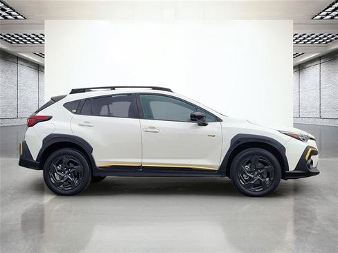 Used 2024 Subaru Crosstrek 2.5i Sport w/ Crosstrek Mirror Package AWD/4WD image 4