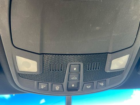 Used 2017 Lincoln MKZ Reserve FWD image 14