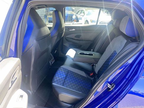 Used 2025 Volkswagen Golf w/ Euro Style Package AWD/4WD image 21
