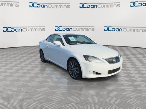 Used 2013 Lexus IS 250C image 3