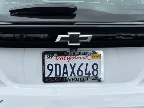 Used 2022 Chevrolet Bolt EUV LT w/ Convenience Package image 46