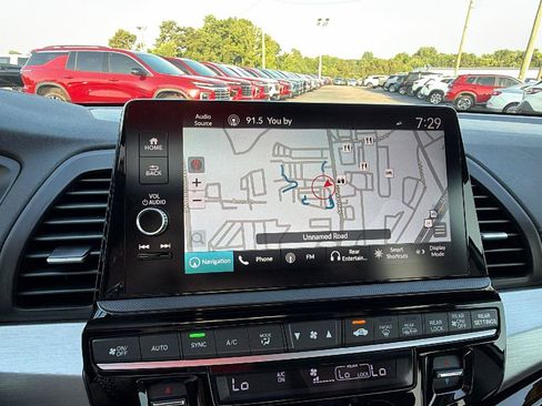 Used 2026 Honda Odyssey Touring image 32