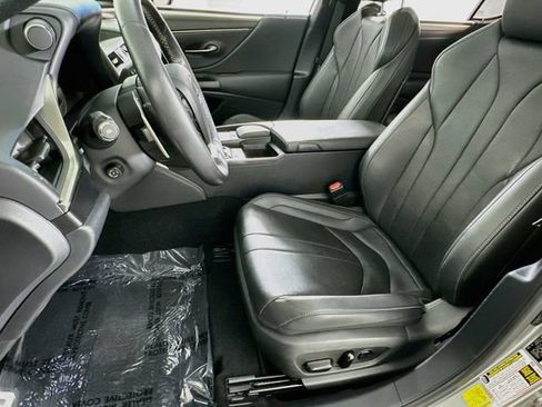 Used 2021 Lexus ES 350 F Sport w/ Accessory Package FWD image 9