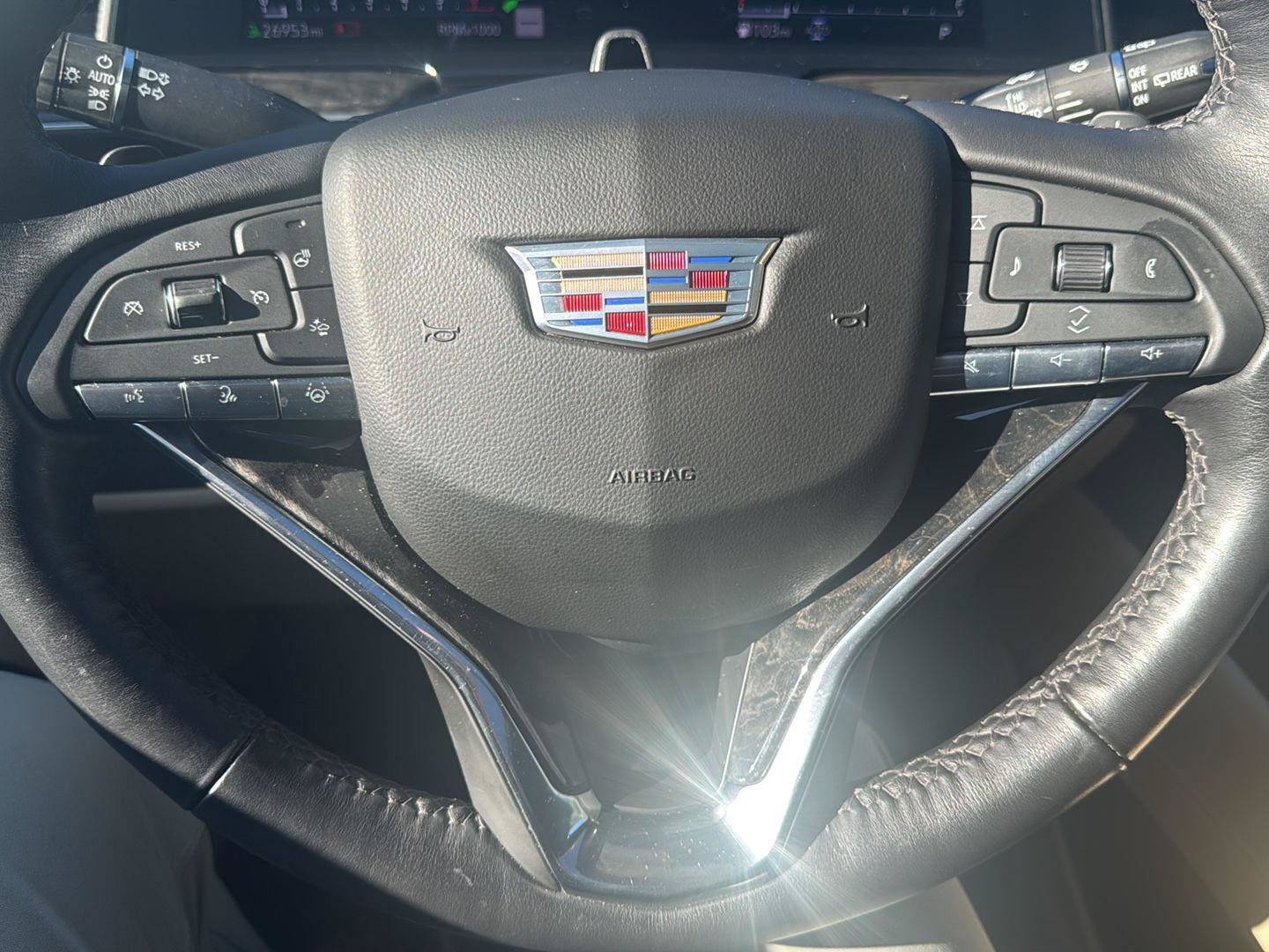 Used 2024 Cadillac Escalade Premium Luxury w/ LPO, Floor Liner Package AWD/4WD image 12