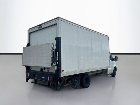 Used 2023 Mercedes-Benz Sprinter 4500 image 3