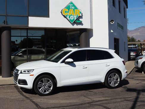 Used 2019 Audi Q5 2.0T Premium Plus w/ Premium Plus Package AWD/4WD image 7
