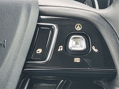 Certified 2025 Lincoln Corsair Reserve w/ Equipment Group 202A image 33