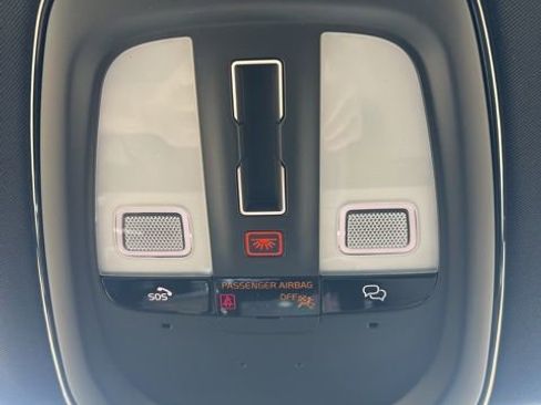 New 2026 Volvo XC90 B6 Plus w/ Protection Package Premier image 20