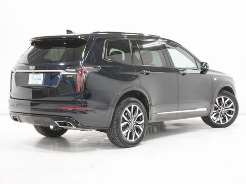 Used 2021 Cadillac XT6 Sport image 7