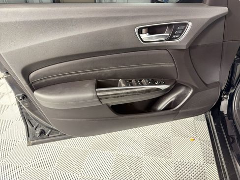 Used 2020 Acura TLX w/Technology Pkg image 13