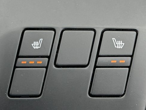 Certified 2025 Kia Sportage LX image 38