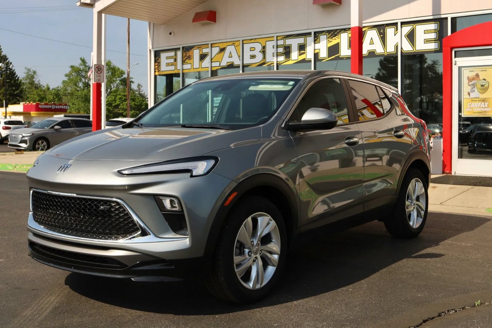 Used 2025 Buick Encore GX Preferred FWD image 1