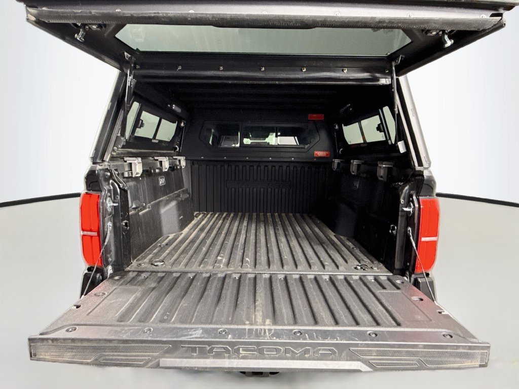 Used 2024 Toyota Tacoma TRD Off-Road AWD/4WD image 24