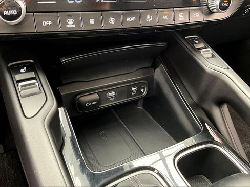 Used 2024 Kia Telluride S w/ S Sunroof Package image 33